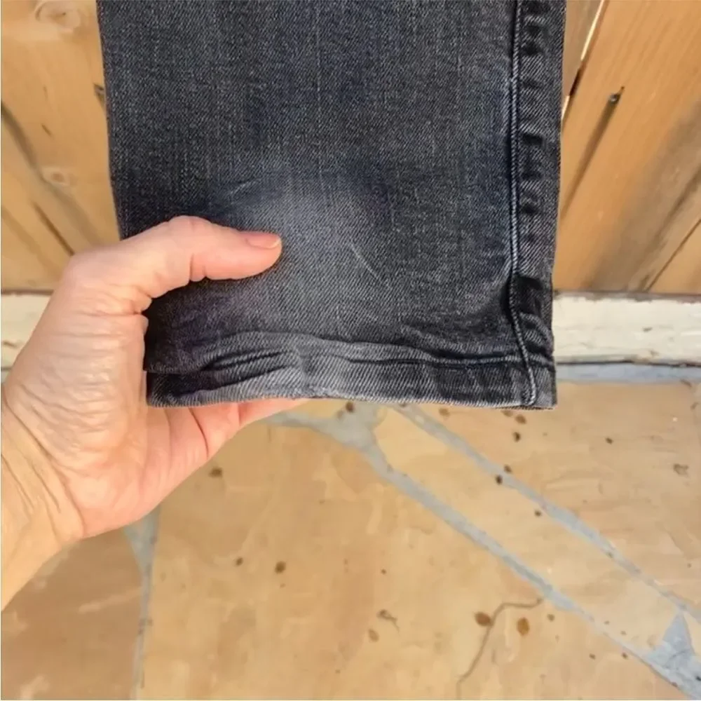 The KOOPLES dark gray men’s straight leg denim Jeans size 33